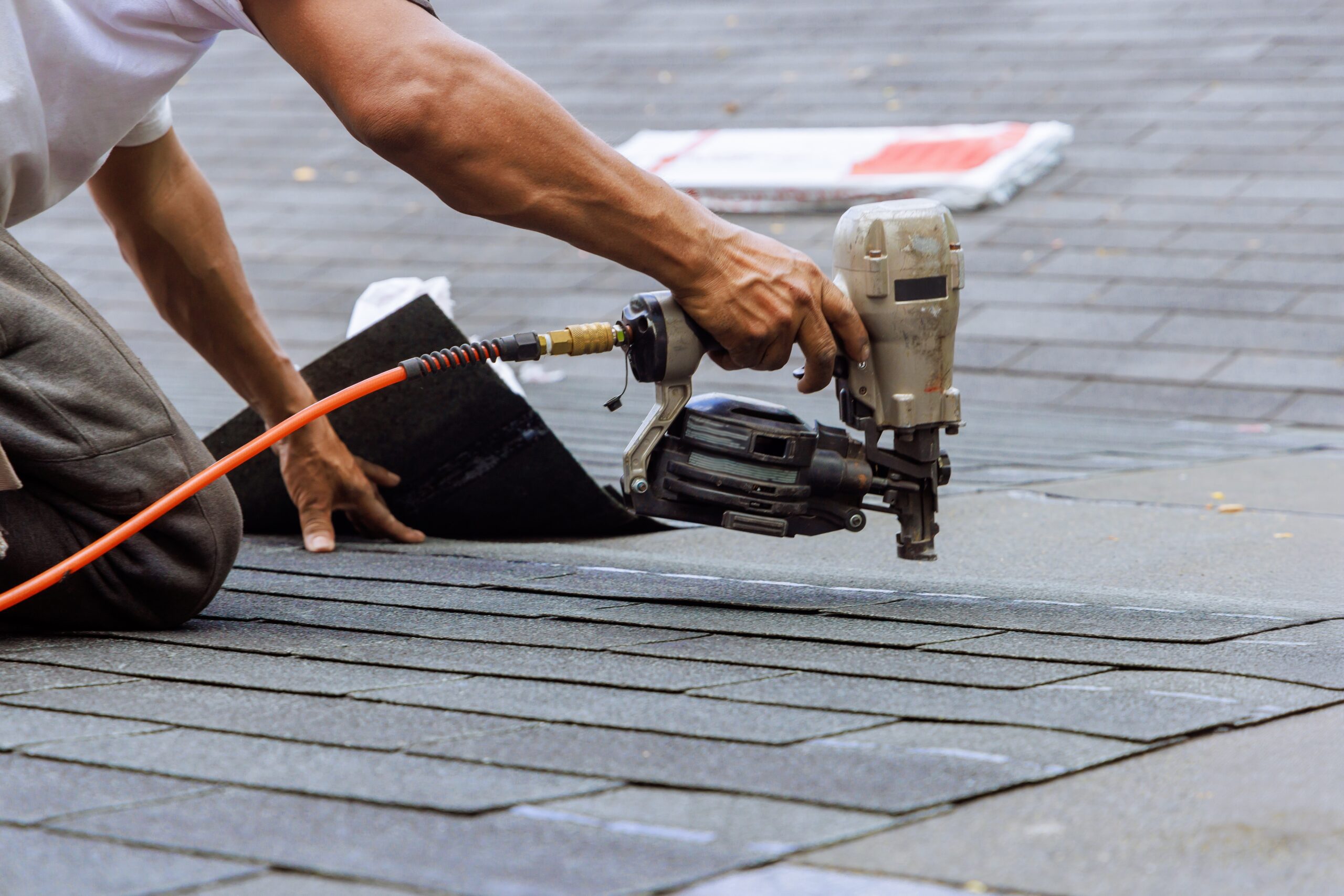 Top 5 Mistakes During Roof Installation and How Professionals Avoid Them